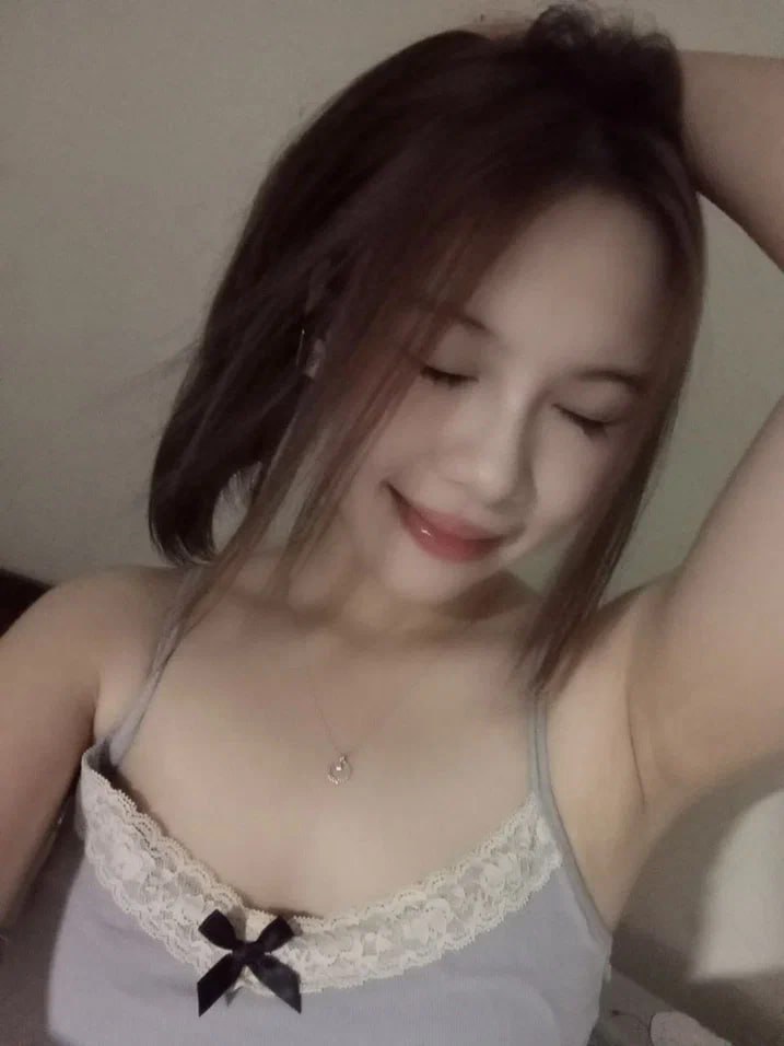 búp măng non vào đời sớm