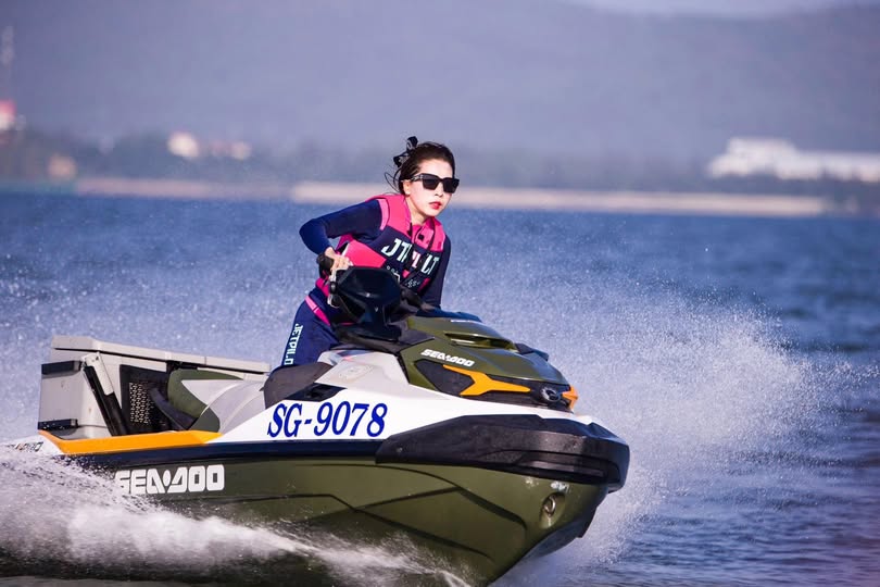 Tôi gặp một cô gái ở nơi hoang dã và đã quan hệ tình dục với cô ấy