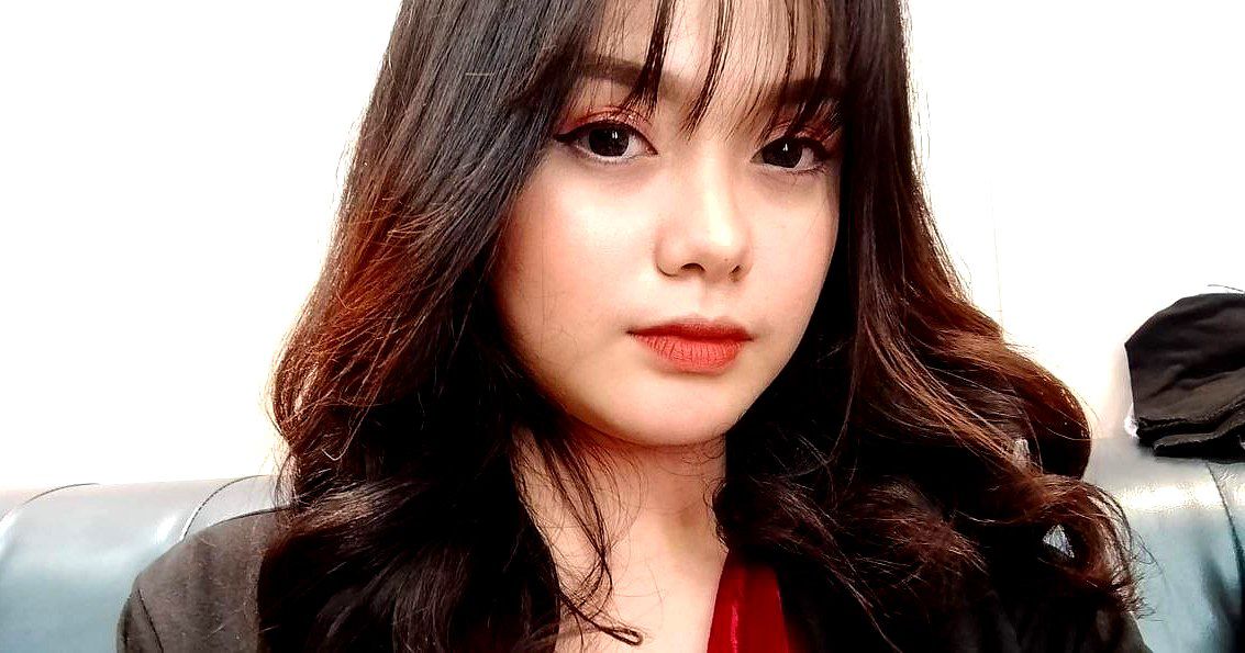 Một đêm khó quên khi ở nhờ nhà cô nhân viên nữ cuồng dâm